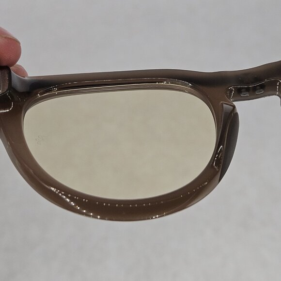 Ray-Ban Meta Headliner Smart Glasses GEN 1 Translucent Brown and Gray Box Case - Picture 14 of 16